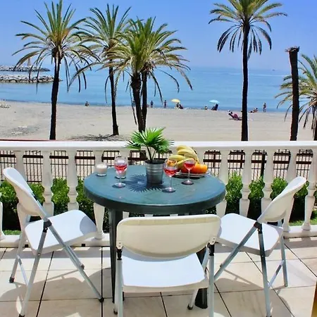 Puerto Banus Beachfront .gray D'albion . Amazing Location Apartamento *